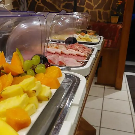 알트 벨하이든 3* 카셀