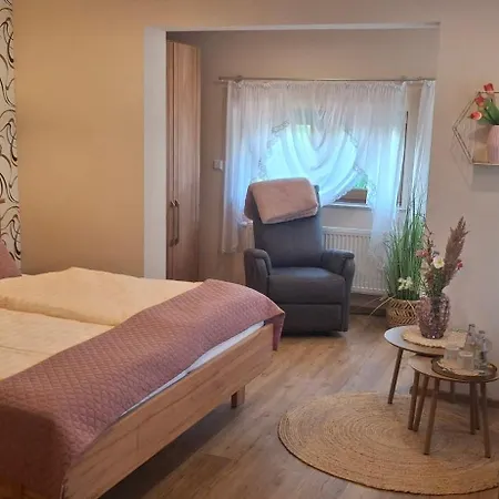 Hotell Alt Wehlheiden 3*