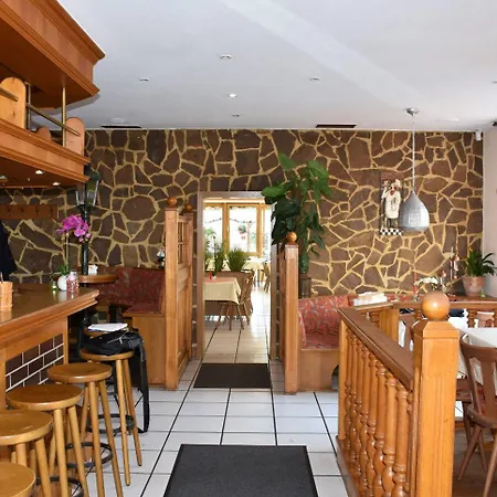 알트 벨하이든 3*