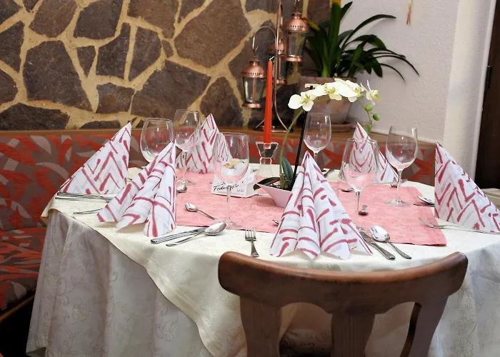 Alt Wehlheiden Отель 3*